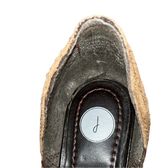 Jane Women’s Leather Slip On Booties - Picture 8 of 9